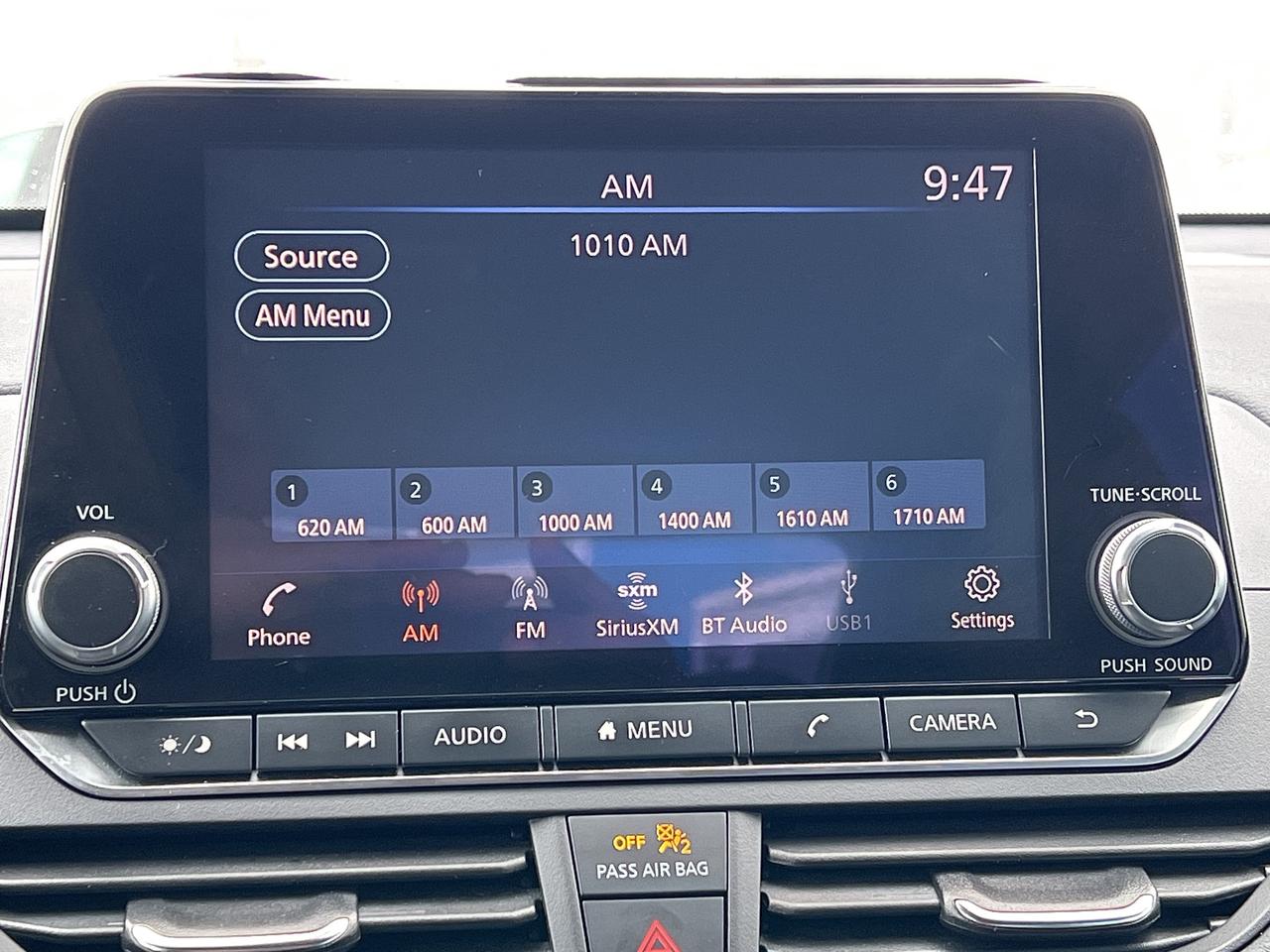 2021 Nissan Altima 2.5 SE   Low KM   Clean Carfax Photo