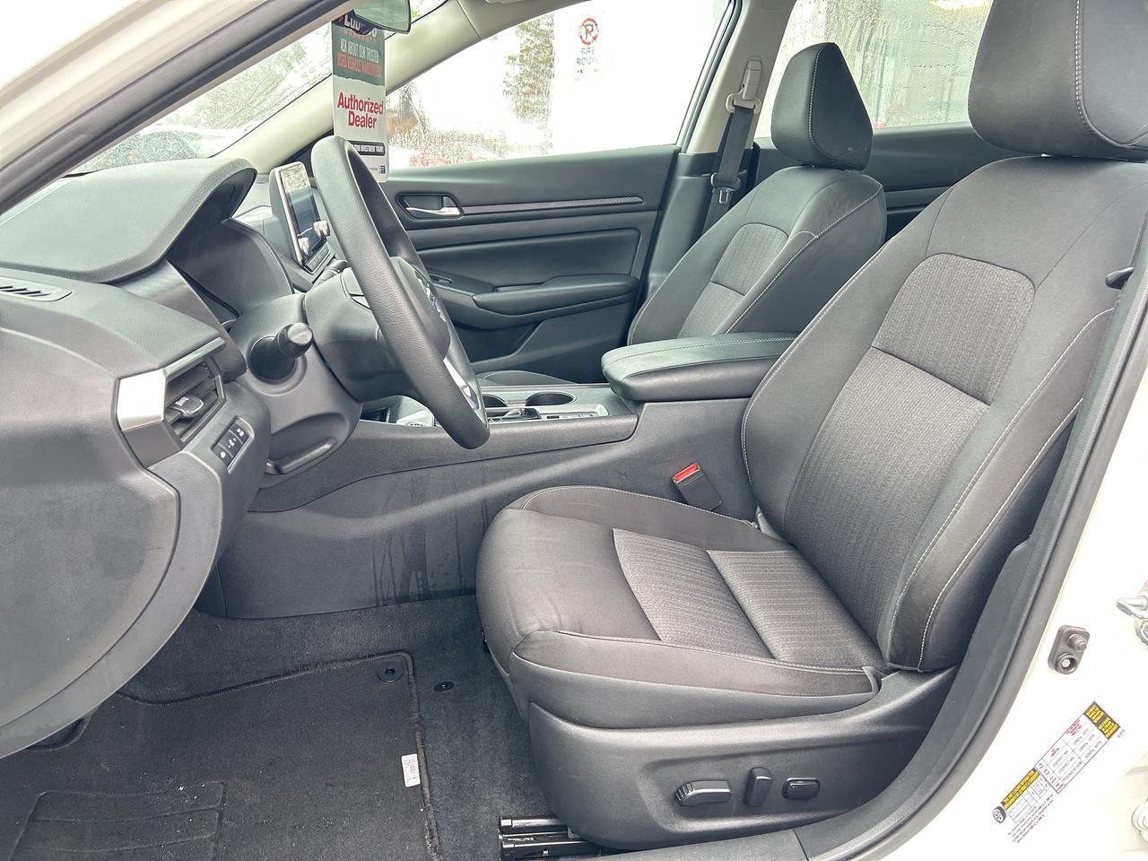 2021 Nissan Altima 2.5 SE   Low KM   Clean Carfax Photo