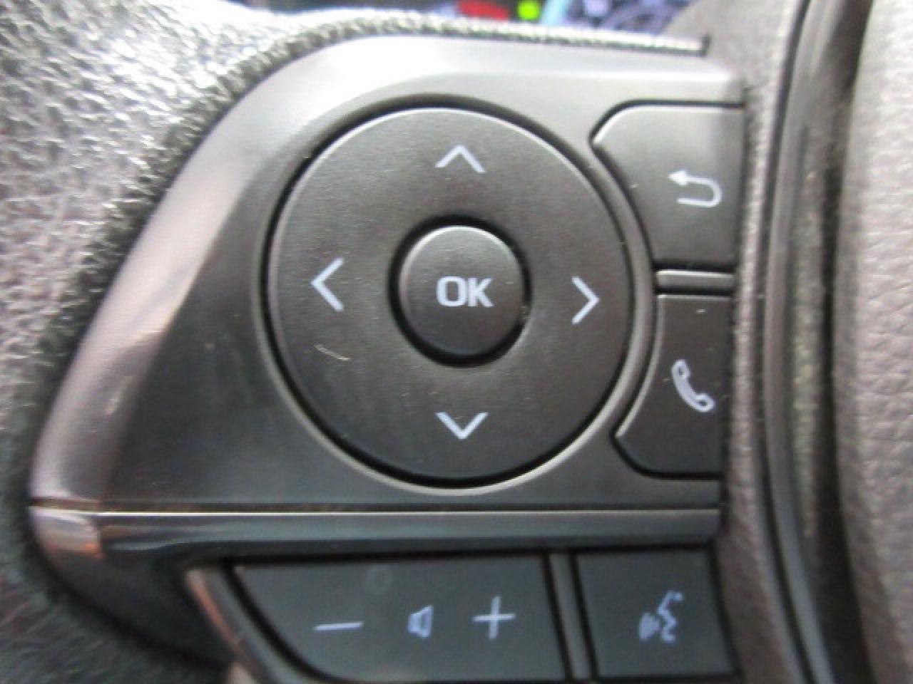 2022 Toyota Corolla LE, HTD. SEATS, AUTO, A/C, BT, CAMERA, 41K! Photo