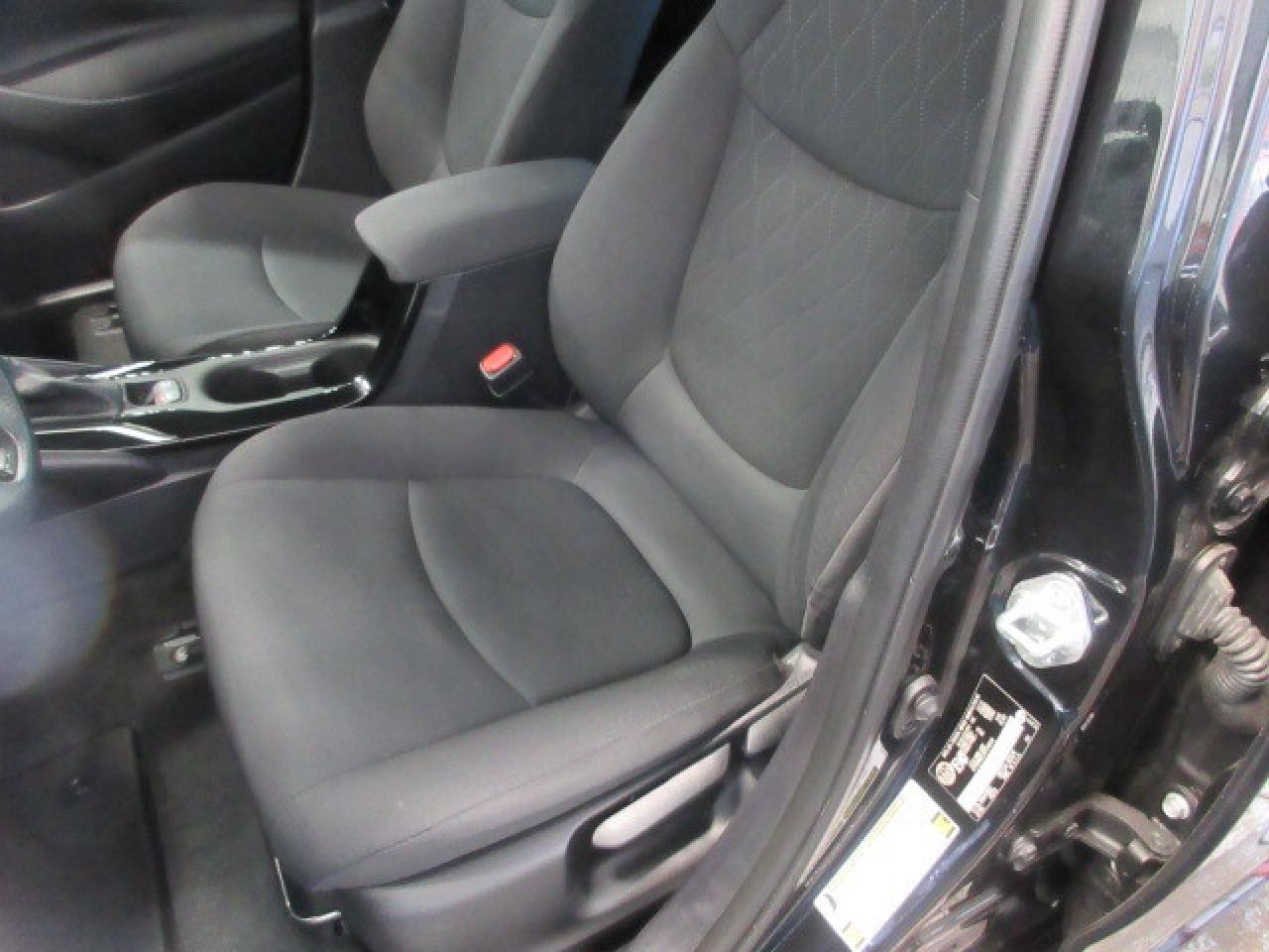 2022 Toyota Corolla LE, HTD. SEATS, AUTO, A/C, BT, CAMERA, 41K! Photo