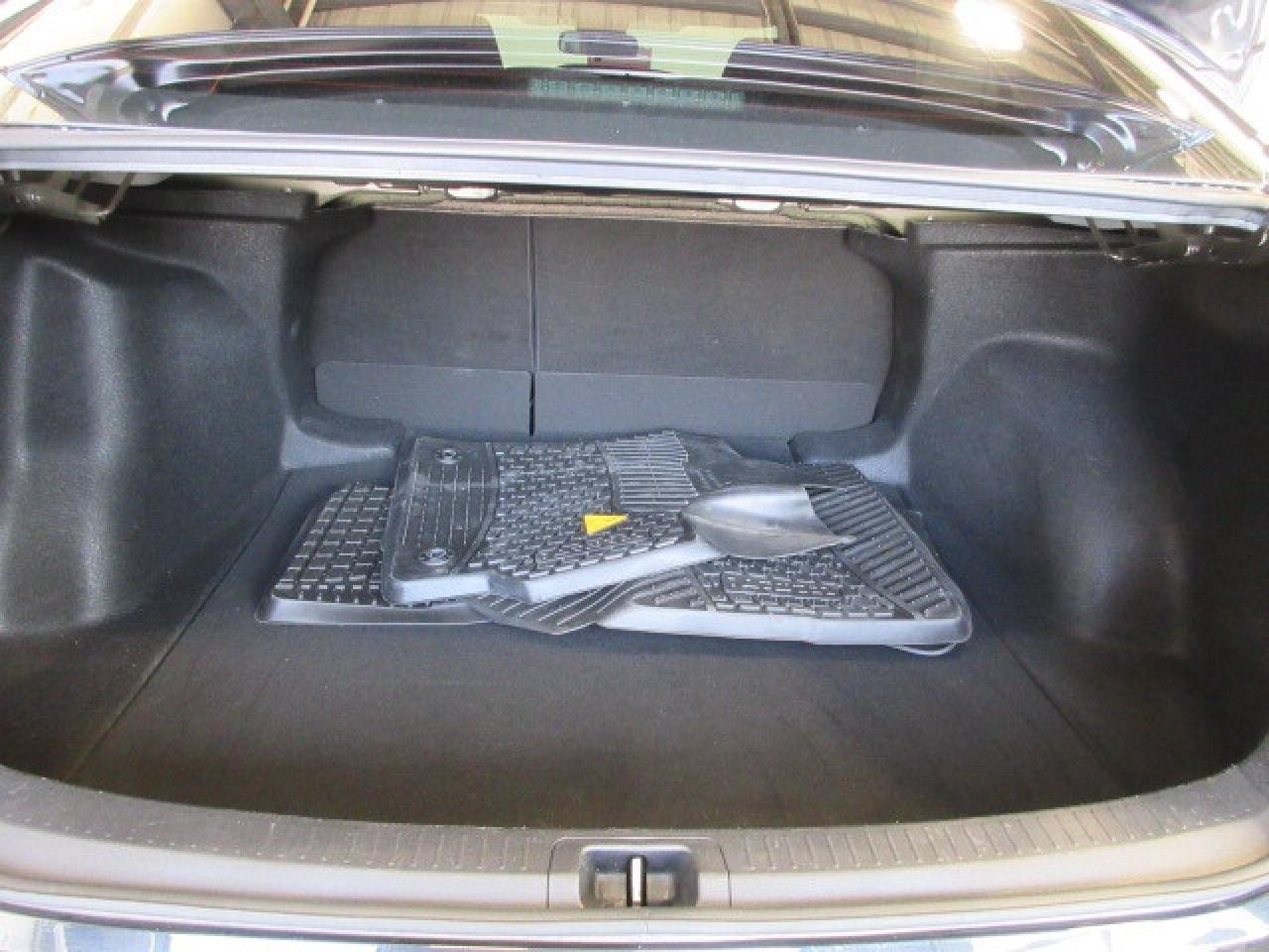 2022 Toyota Corolla LE, HTD. SEATS, AUTO, A/C, BT, CAMERA, 41K! Photo