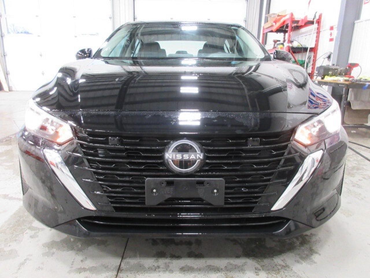 2024 Nissan Sentra SV, HTD. SEATS, ALLOYS, A/C, APPLE/ANDROID, 46K! Photo2
