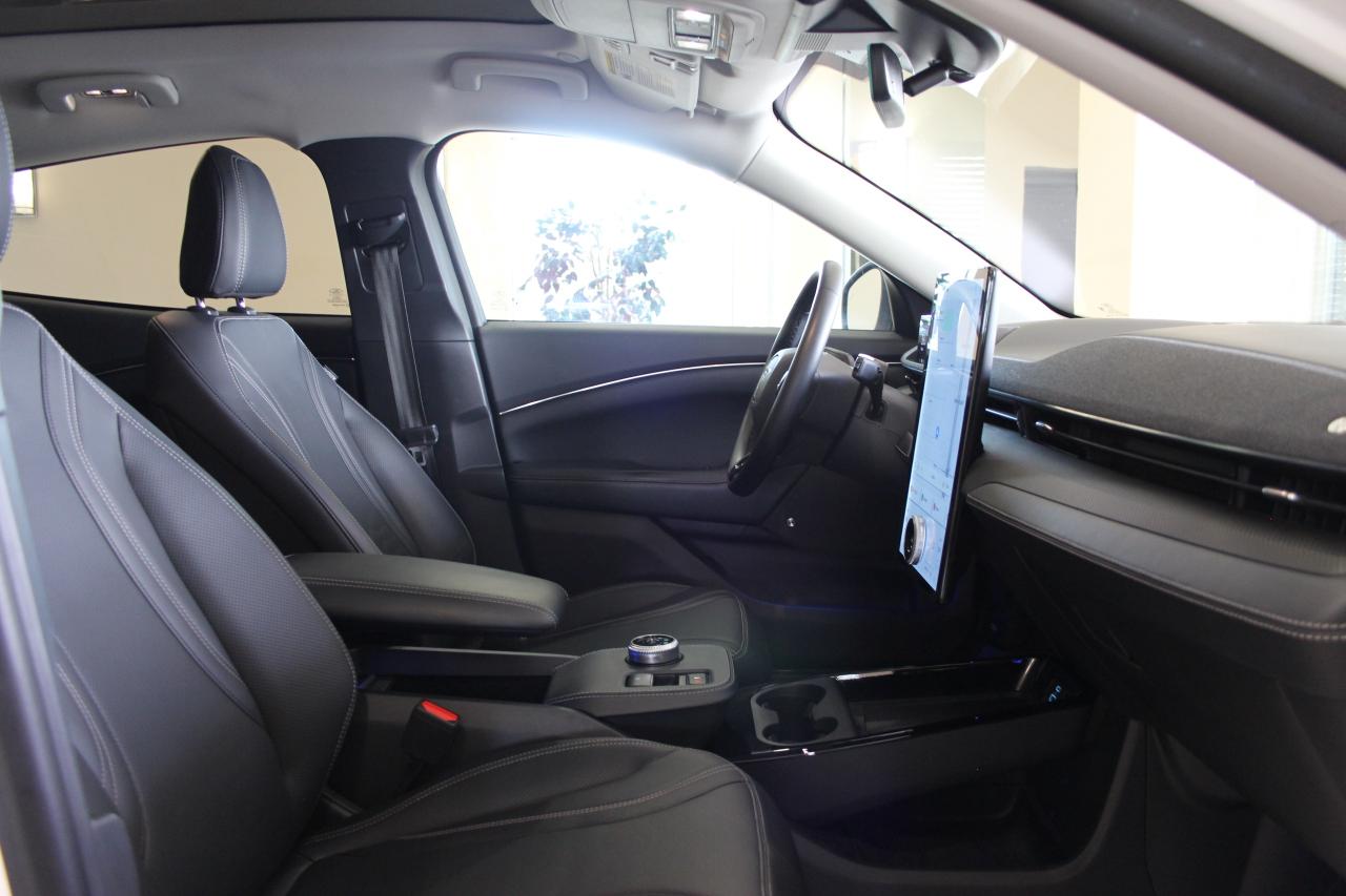 2022 Ford Mustang Mach-E Premium AWD 4X EXTENDED RANGE! Photo
