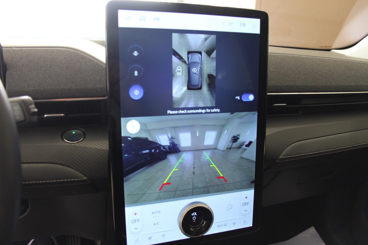 2022 Ford Mustang Mach-E Premium AWD 4X EXTENDED RANGE! Photo