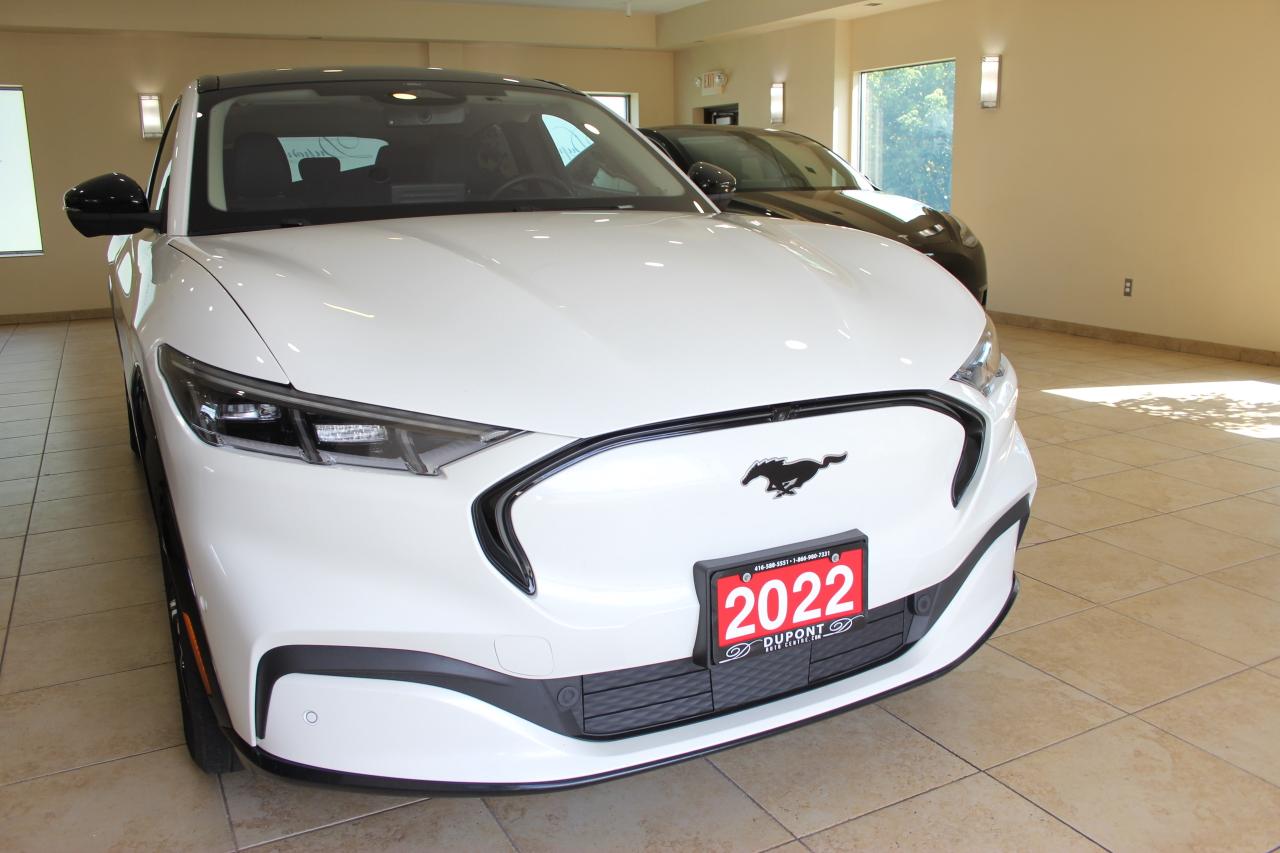 2022 Ford Mustang Mach-E Premium AWD 4X EXTENDED RANGE! Photo