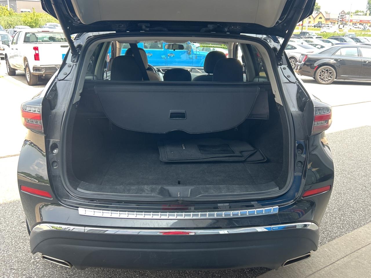 2019 Nissan Murano AWD SV   Nav   Panoramic Roof   Clean Carfax Photo4