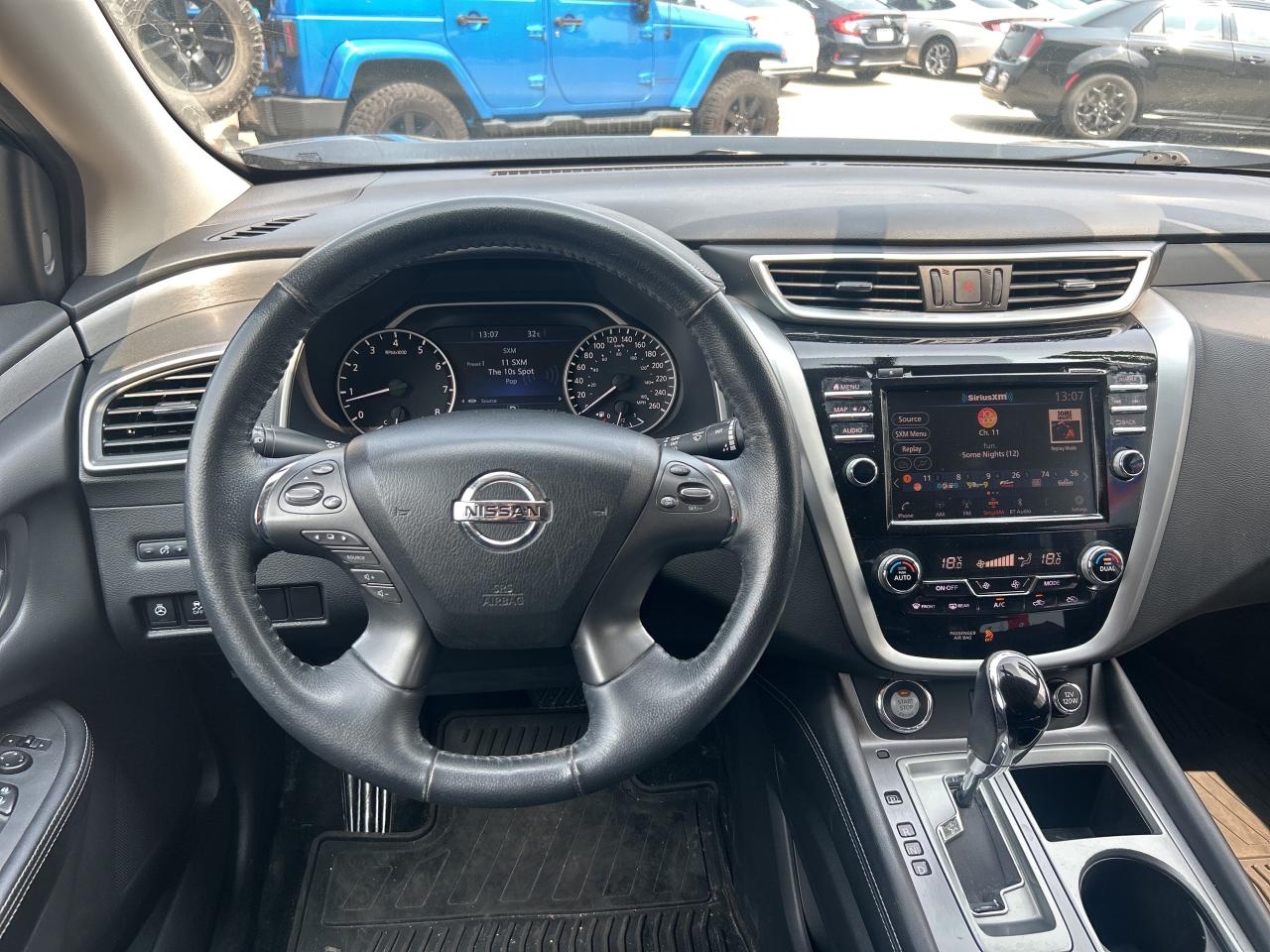 2019 Nissan Murano AWD SV   Nav   Panoramic Roof   Clean Carfax Photo