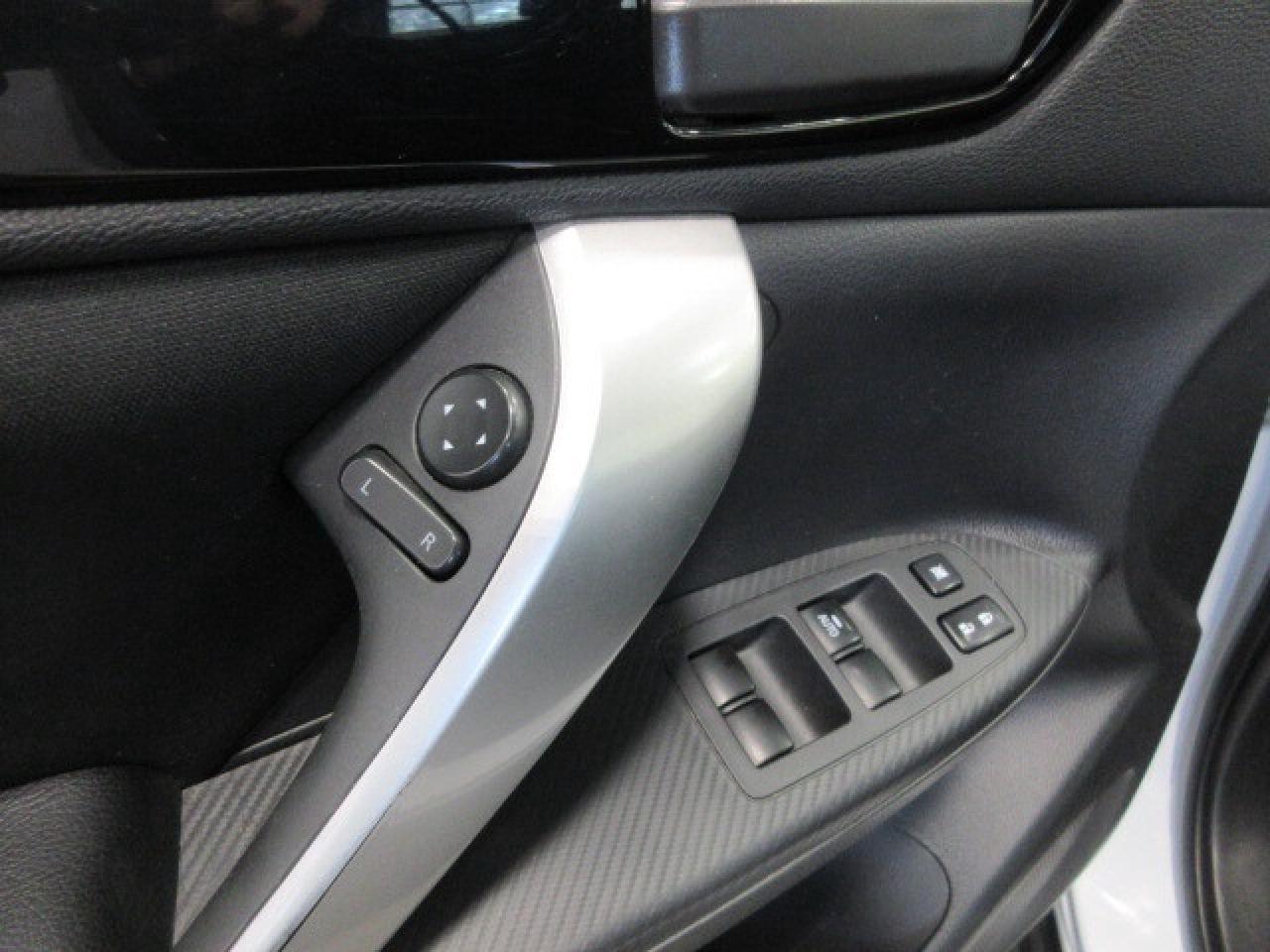 2022 Mitsubishi Eclipse Cross ES S-AWC, HTD. SEATS, APPLE/ANDROID, 114K! Photo