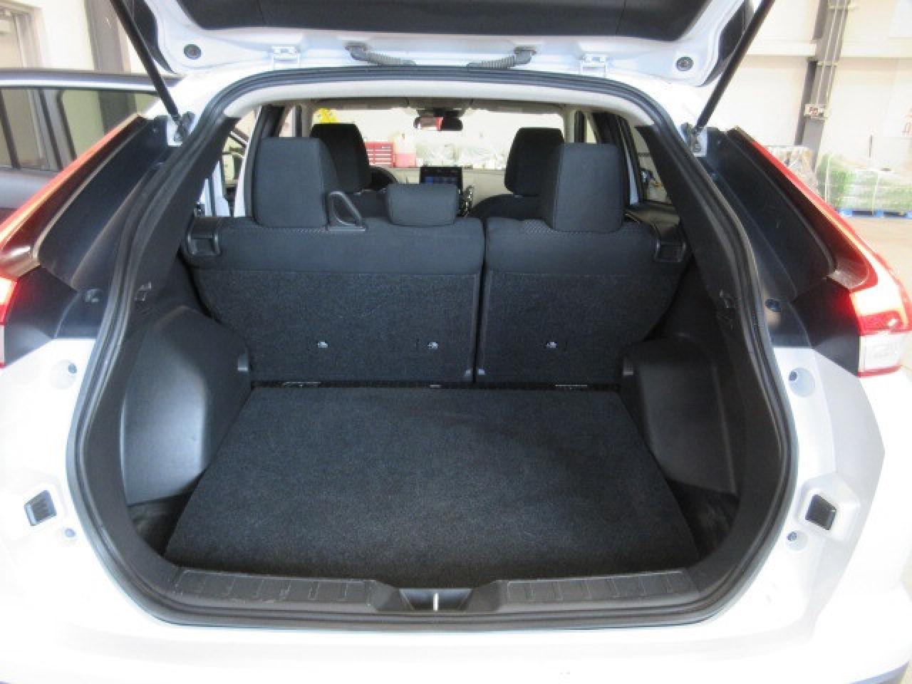 2022 Mitsubishi Eclipse Cross ES S-AWC, HTD. SEATS, APPLE/ANDROID, 114K! Photo