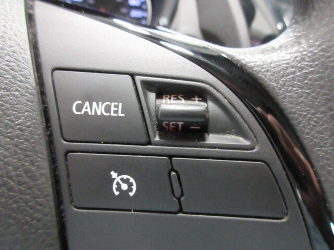 2022 Mitsubishi Eclipse Cross ES S-AWC, HTD. SEATS, APPLE/ANDROID, 114K! Photo