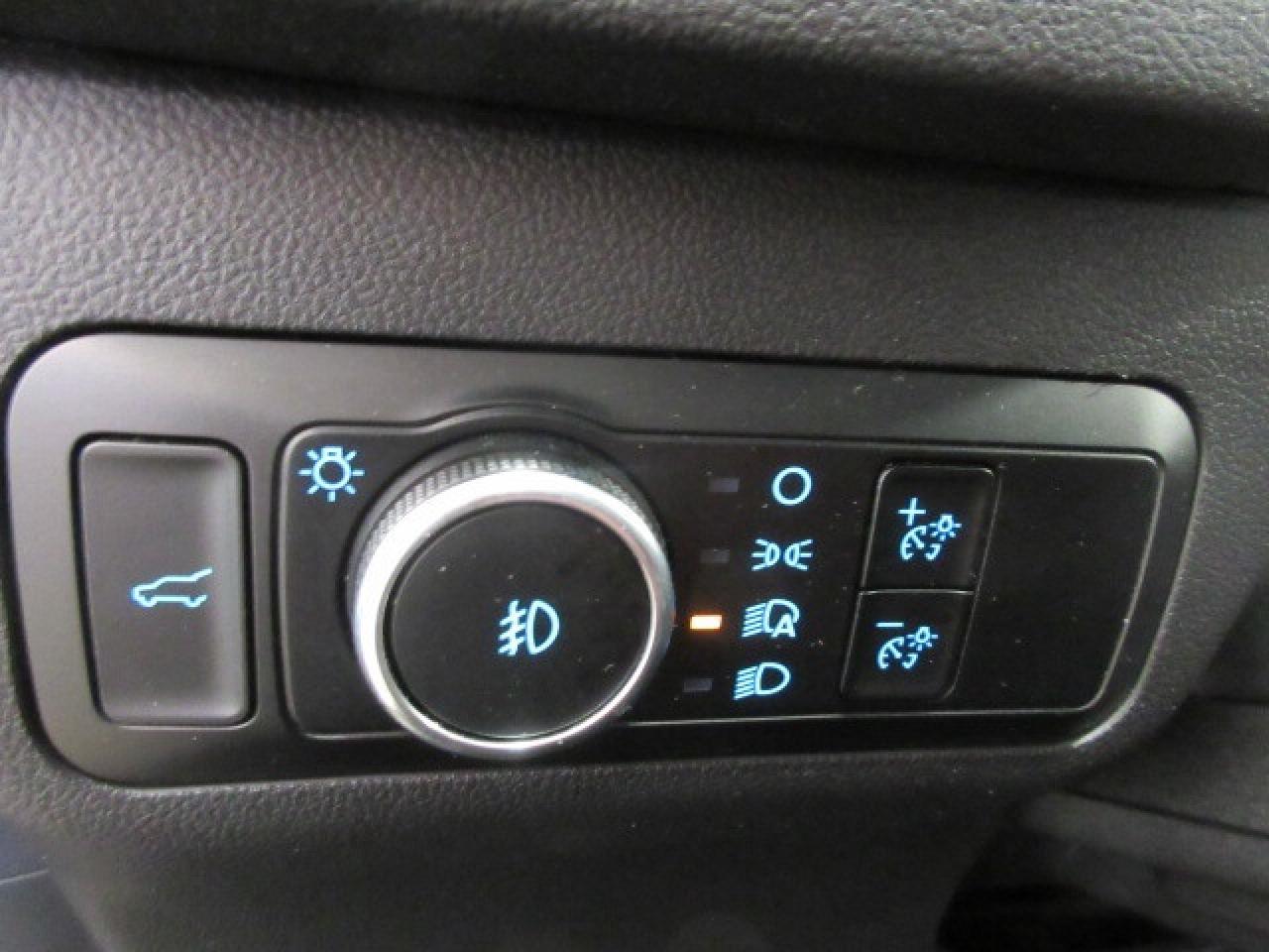 2024 Ford Escape PLATINUM AWD, NAV, ROOF, LEATHER, LOADED, 67K! Photo