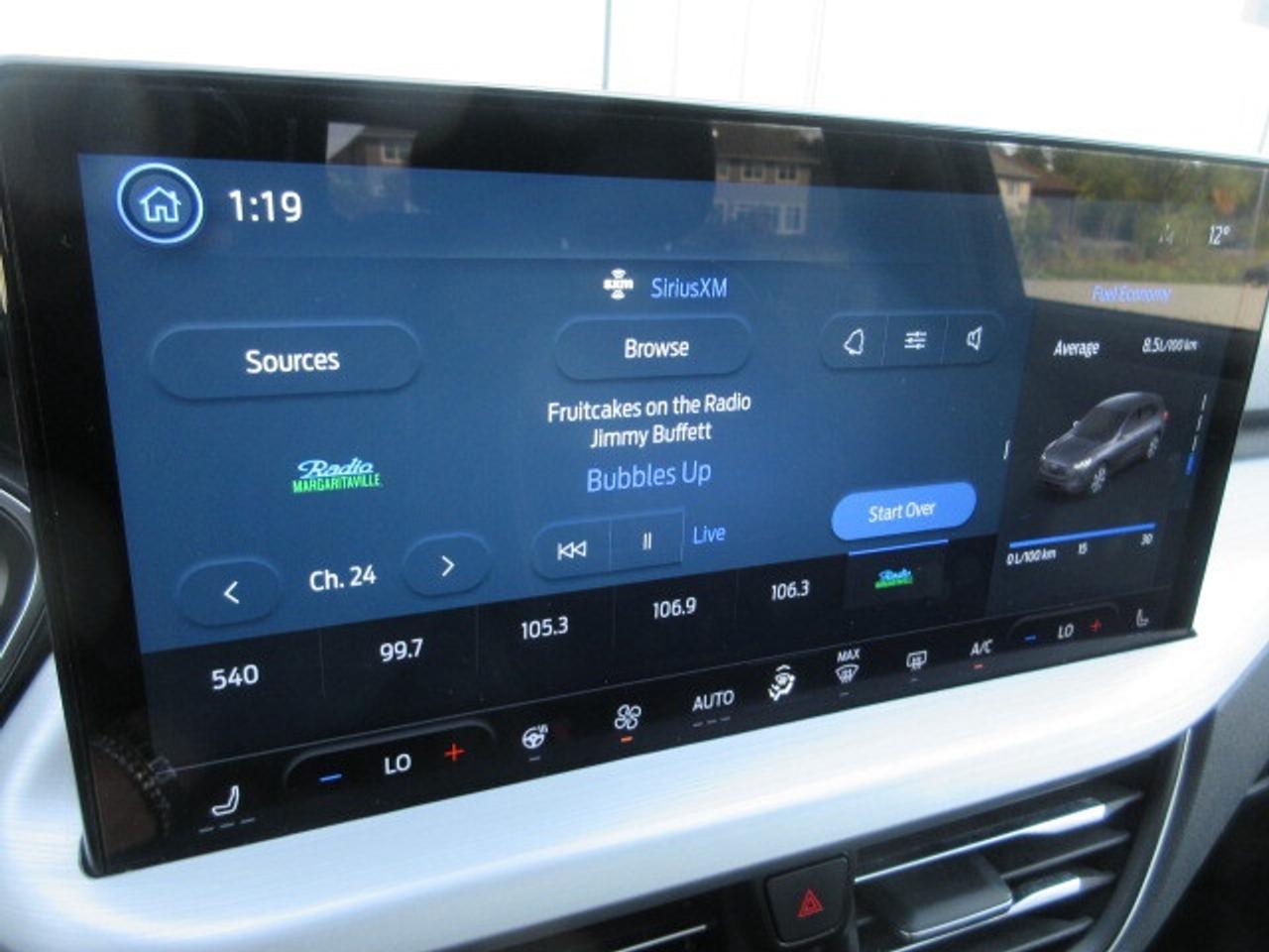 2024 Ford Escape PLATINUM AWD, NAV, ROOF, LEATHER, LOADED, 67K! Photo