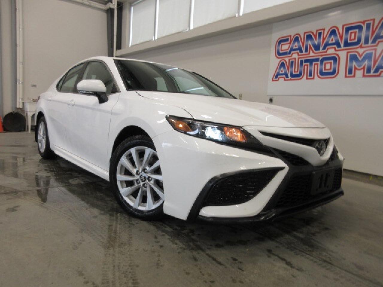 2021 Toyota Camry SE, AUTO, A/C, HTD. SEATS, BT, ALLOYS, 97K! Photo0