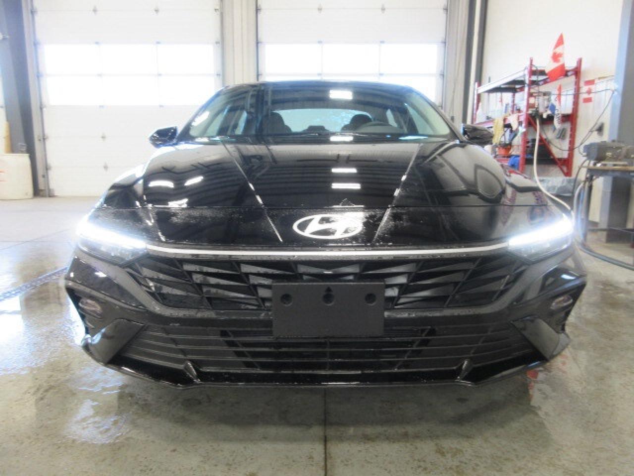 2025 Hyundai Elantra ESSENTIAL, HTD. SEATS, APPLE/ANDROID, JUST 3K! Photo