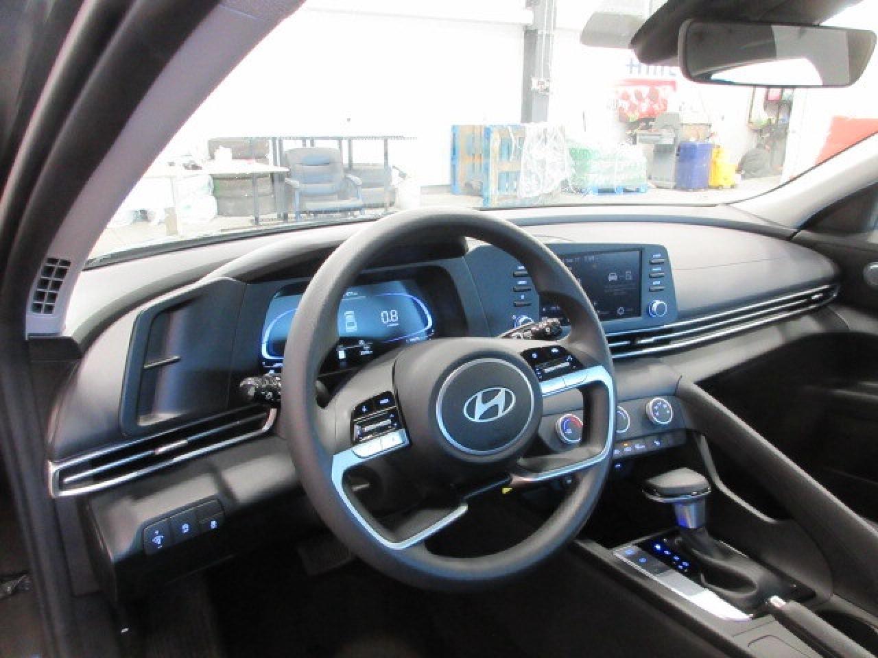 2025 Hyundai Elantra ESSENTIAL, HTD. SEATS, APPLE/ANDROID, JUST 3K! Photo