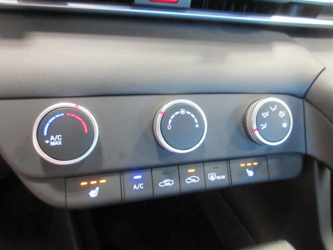 2025 Hyundai Elantra ESSENTIAL, HTD. SEATS, APPLE/ANDROID, JUST 3K! Photo