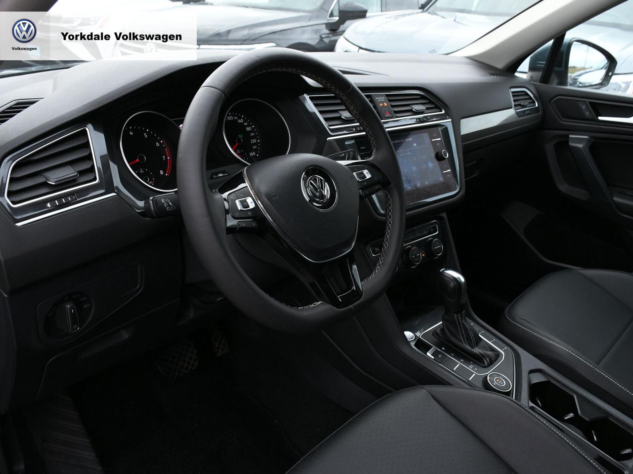 2021 Volkswagen Tiguan 4Motion Photo