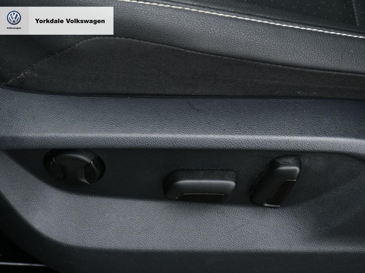 2021 Volkswagen Tiguan 4Motion Photo