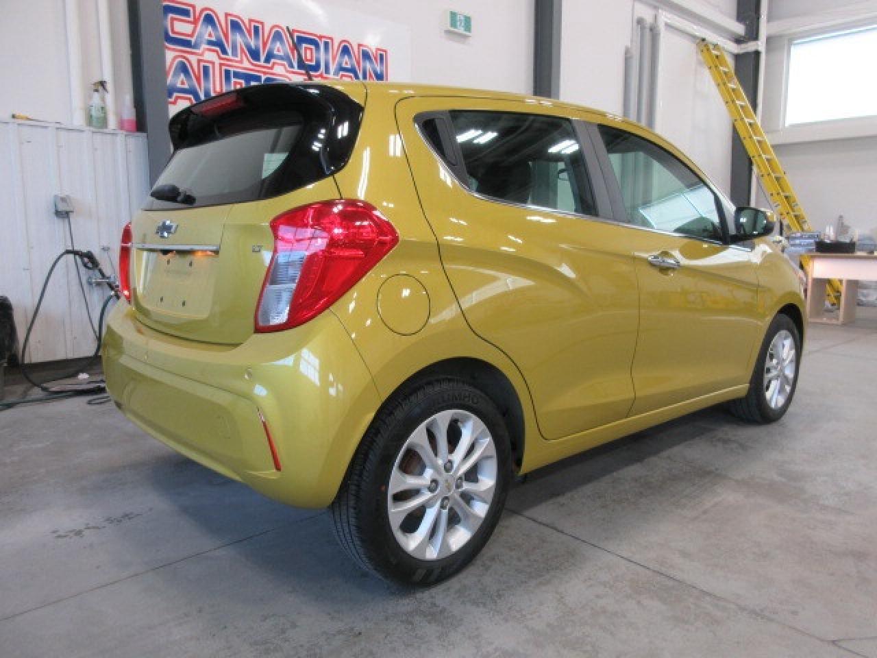 2022 Chevrolet Spark 2LT, ROOF, HTD. LEATHER, APPLE/ANDROID, 24K! Photo