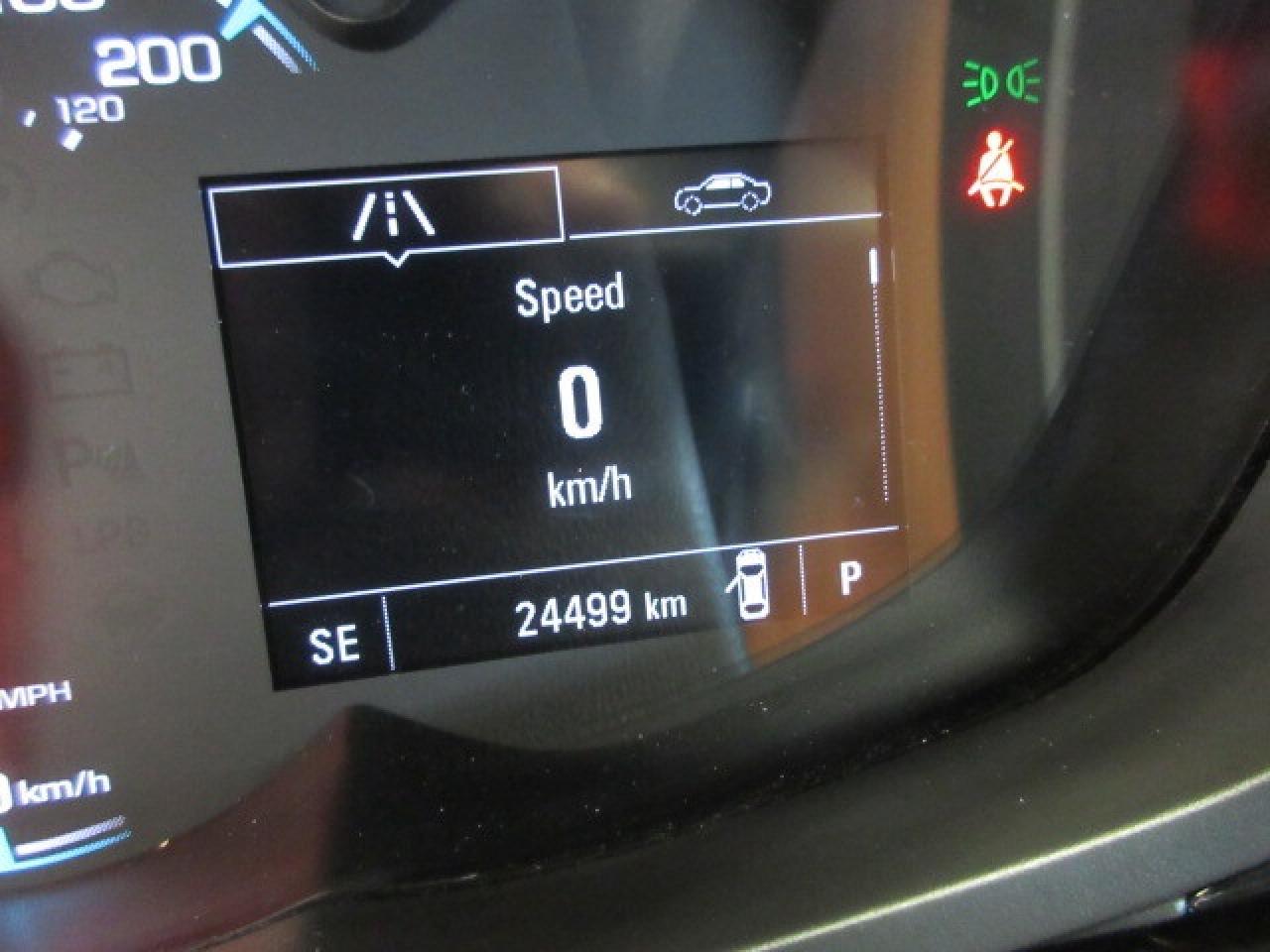 2022 Chevrolet Spark 2LT, ROOF, HTD. LEATHER, APPLE/ANDROID, 24K! Photo