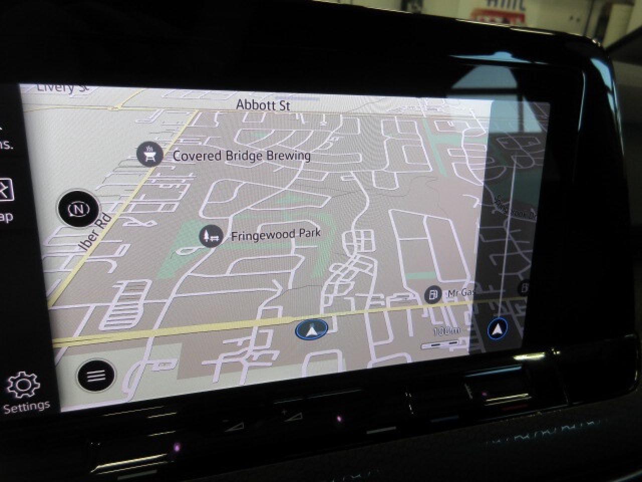 2024 Volkswagen Golf GTI GTI 380 AUTOBAHN, NAV, ROOF, APPLE/ANDROID, 31K! Photo