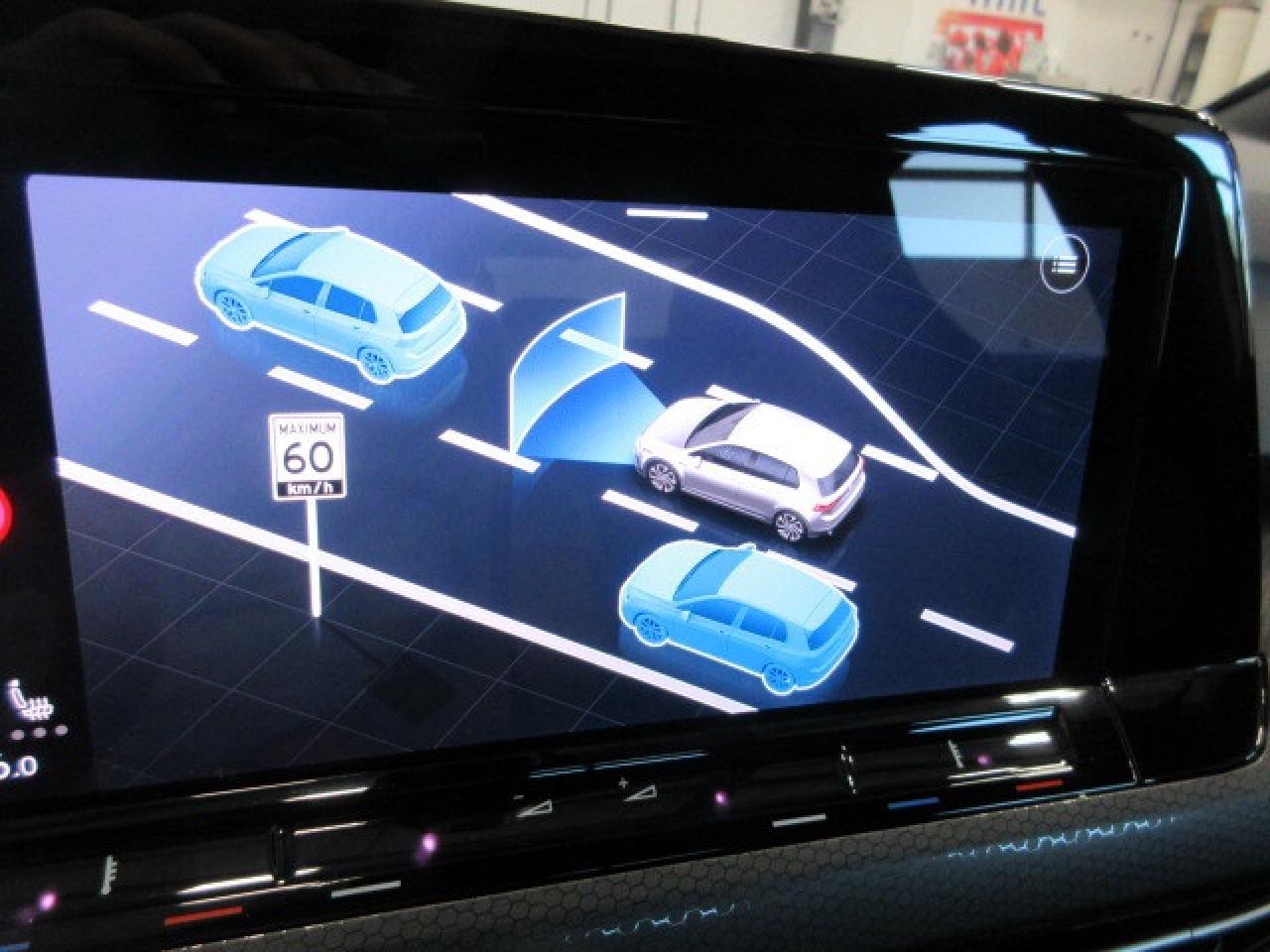 2024 Volkswagen Golf GTI GTI 380 AUTOBAHN, NAV, ROOF, APPLE/ANDROID, 31K! Photo