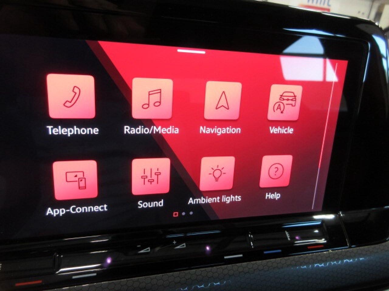 2024 Volkswagen Golf GTI GTI 380 AUTOBAHN, NAV, ROOF, APPLE/ANDROID, 31K! Photo