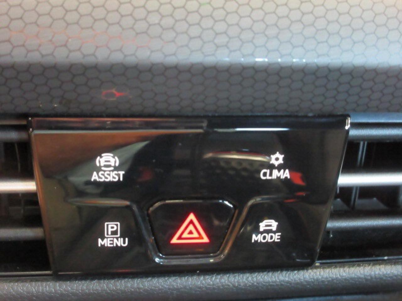 2024 Volkswagen Golf GTI GTI 380 AUTOBAHN, NAV, ROOF, APPLE/ANDROID, 31K! Photo