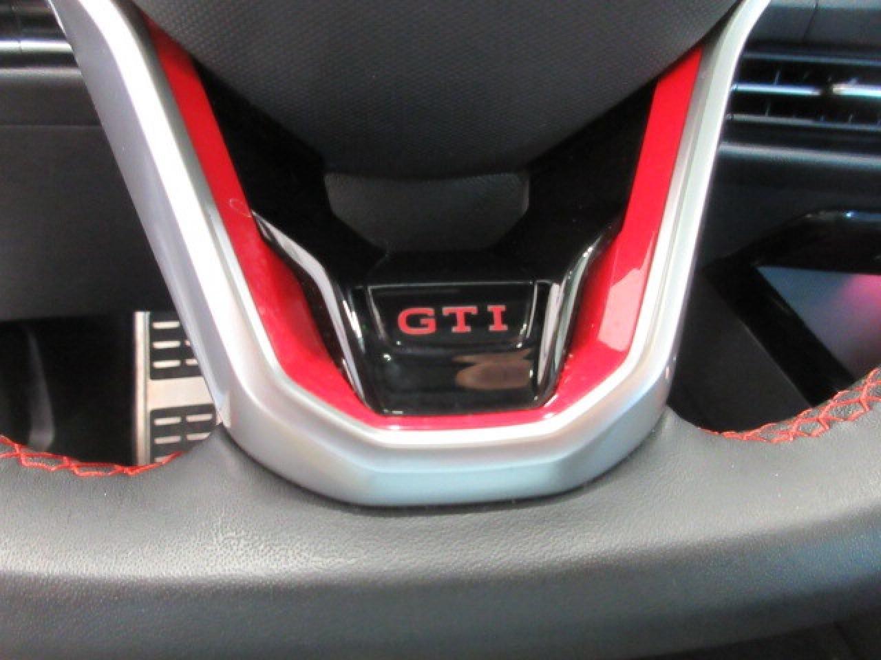 2024 Volkswagen Golf GTI GTI 380 AUTOBAHN, NAV, ROOF, APPLE/ANDROID, 31K! Photo