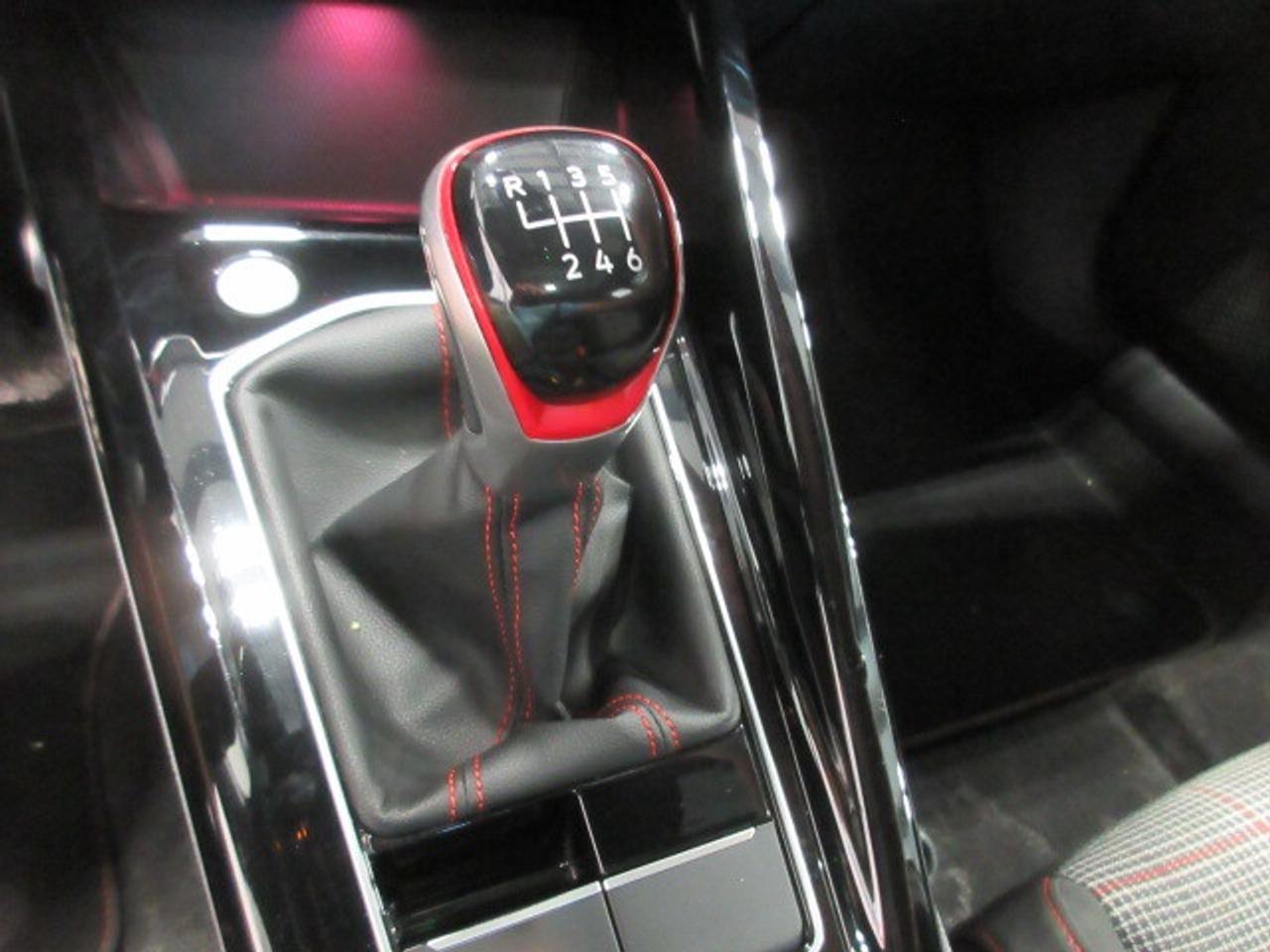 2024 Volkswagen Golf GTI GTI 380 AUTOBAHN, NAV, ROOF, APPLE/ANDROID, 31K! Photo