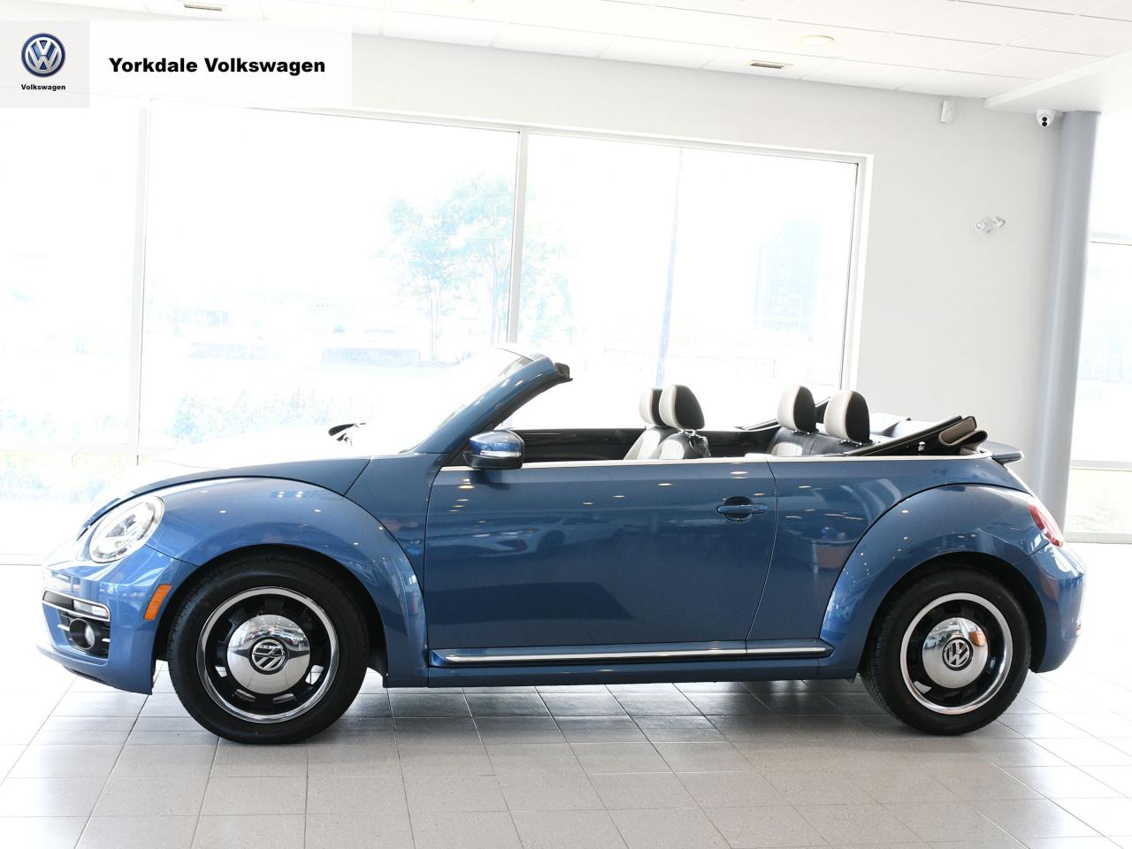 2018 Volkswagen Beetle Convertible Trendline Photo