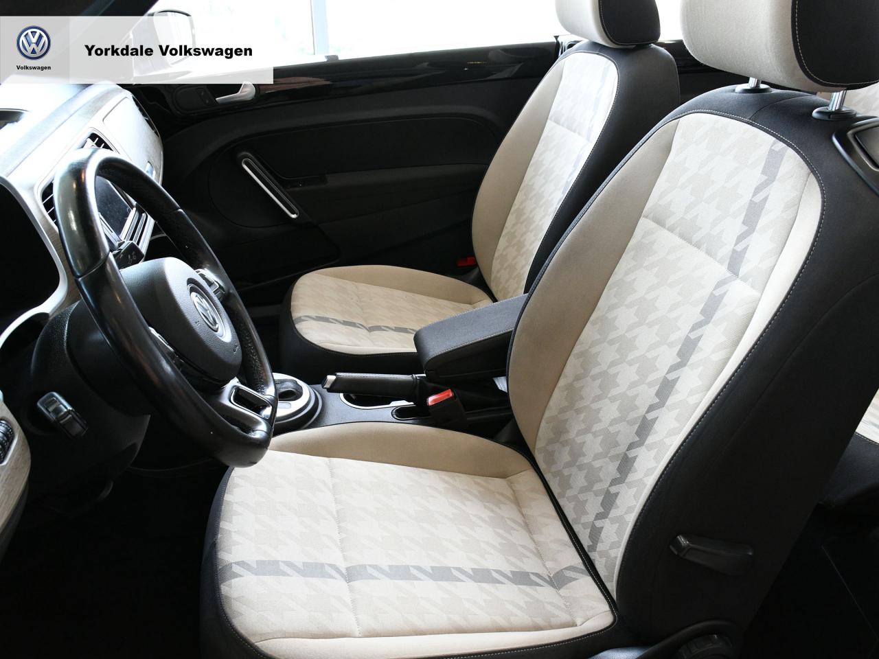 2018 Volkswagen Beetle Convertible Trendline Photo