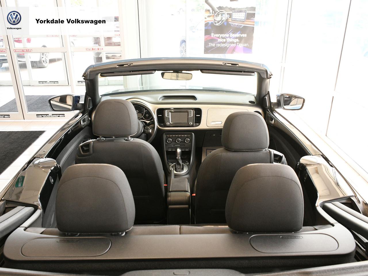 2018 Volkswagen Beetle Convertible Trendline Photo