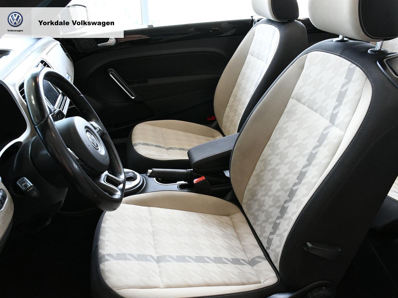 2018 Volkswagen Beetle Convertible Trendline Photo