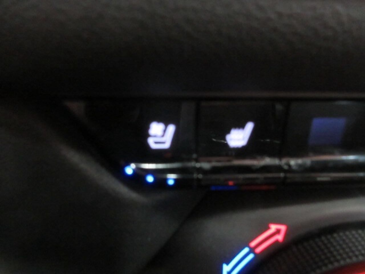 2021 Chevrolet Blazer RS AWD, NAV, ROOF, LEATHER, APPLE/ANDROID, 58K! Photo