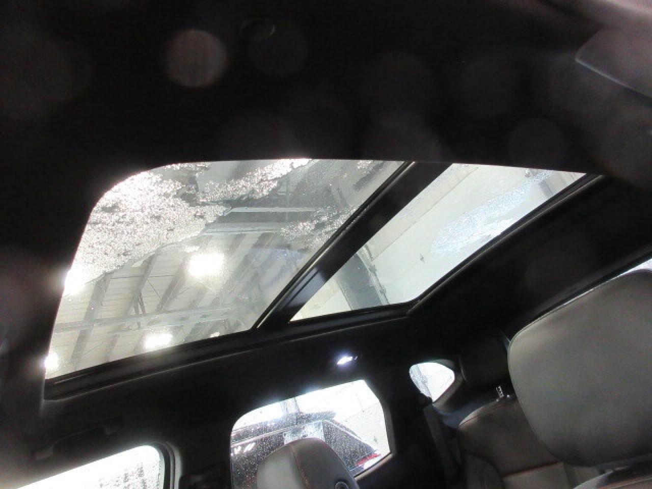 2021 Chevrolet Blazer RS AWD, NAV, ROOF, LEATHER, APPLE/ANDROID, 58K! Photo