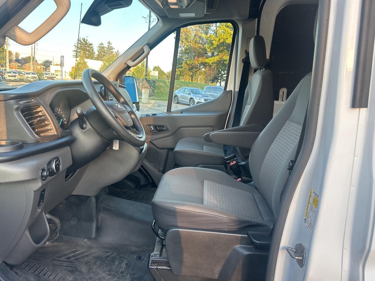 2023 Ford Transit Cargo Van T-250 148 Med Rf 9070 GVWR   Clean Carfax Photo