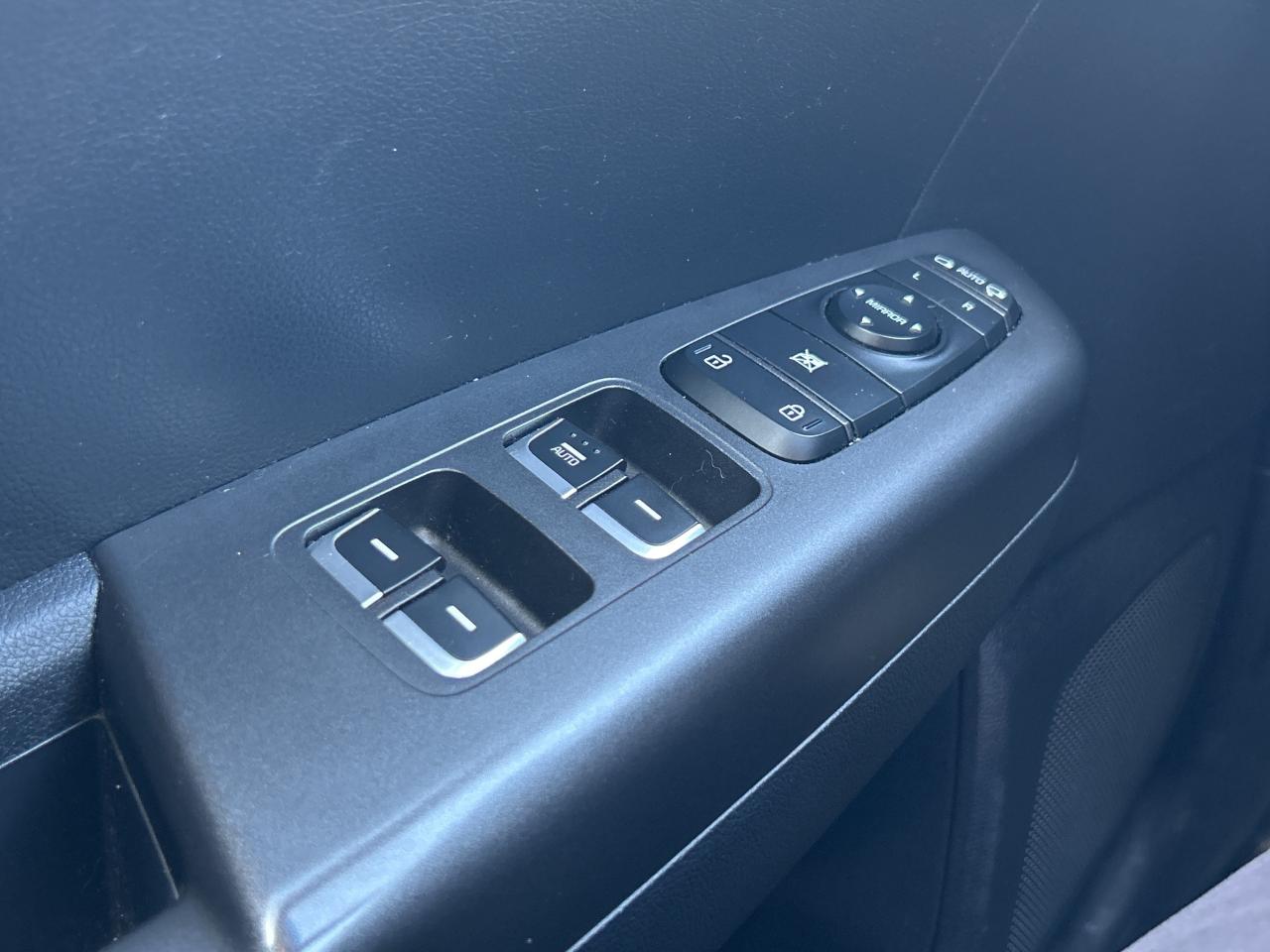 2022 Kia Sportage LX Nightsky Edition   Clean Carfax Photo