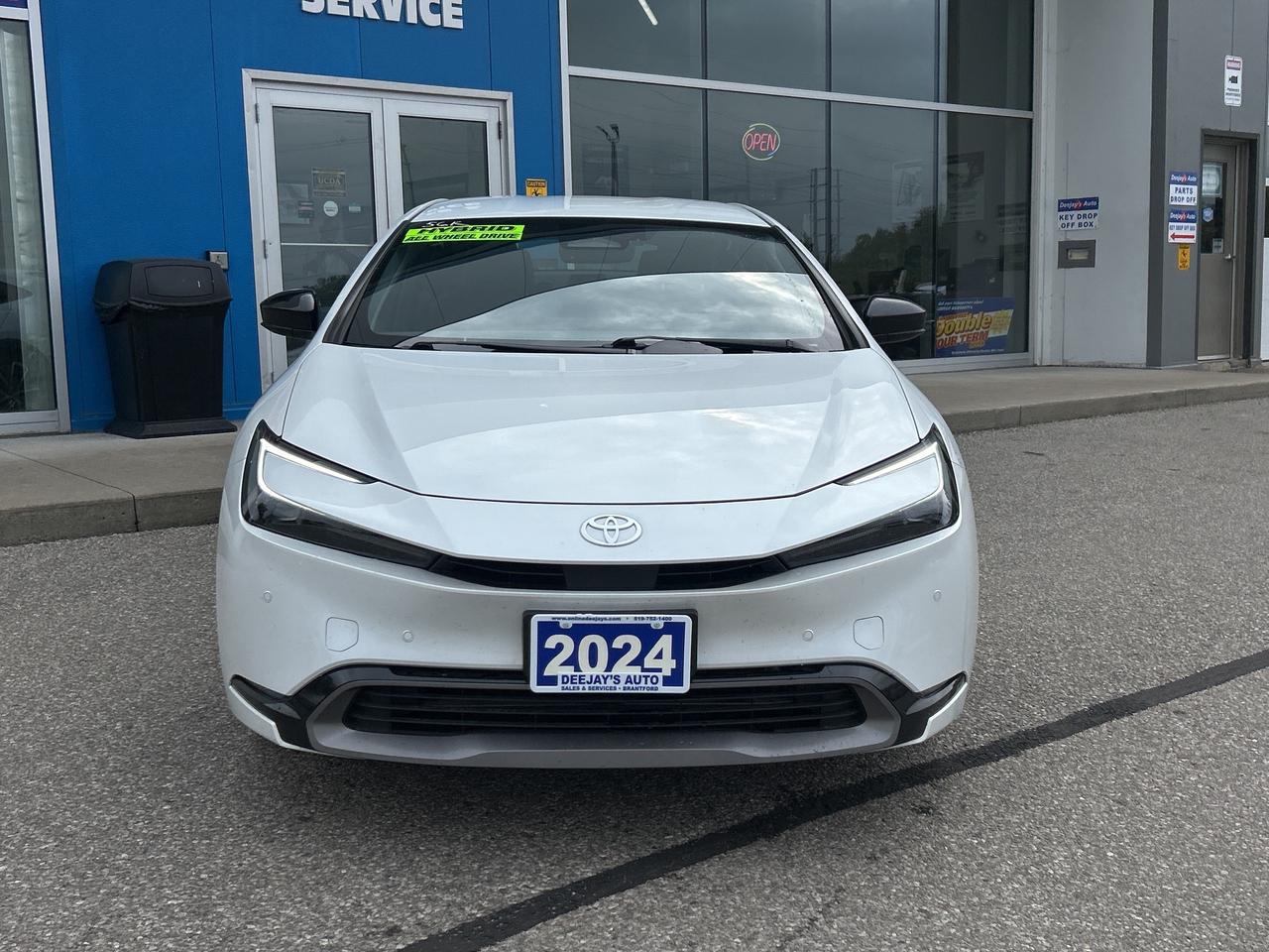 2024 Toyota Prius XLE Hybrid   Leather   Clean Carfax Photo