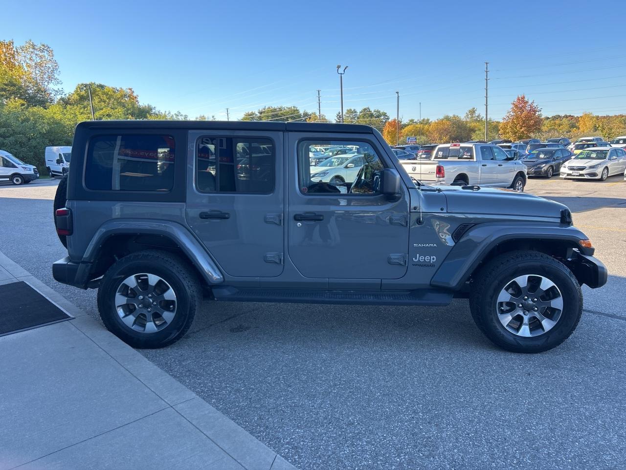 2021 Jeep Wrangler 3.6L Unlimited Sahara   NAV   Clean Carfax Photo