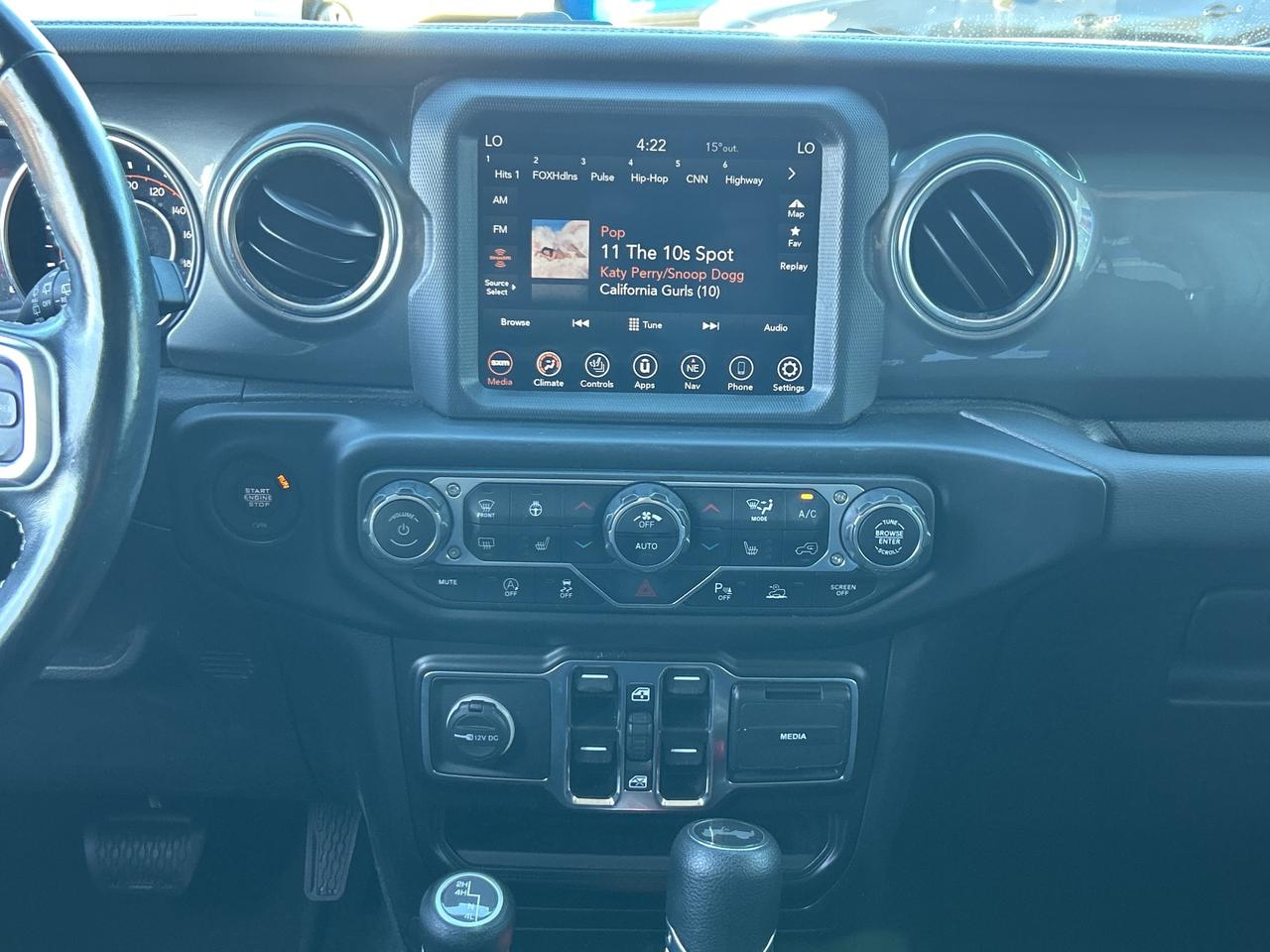 2021 Jeep Wrangler 3.6L Unlimited Sahara   NAV   Clean Carfax Photo