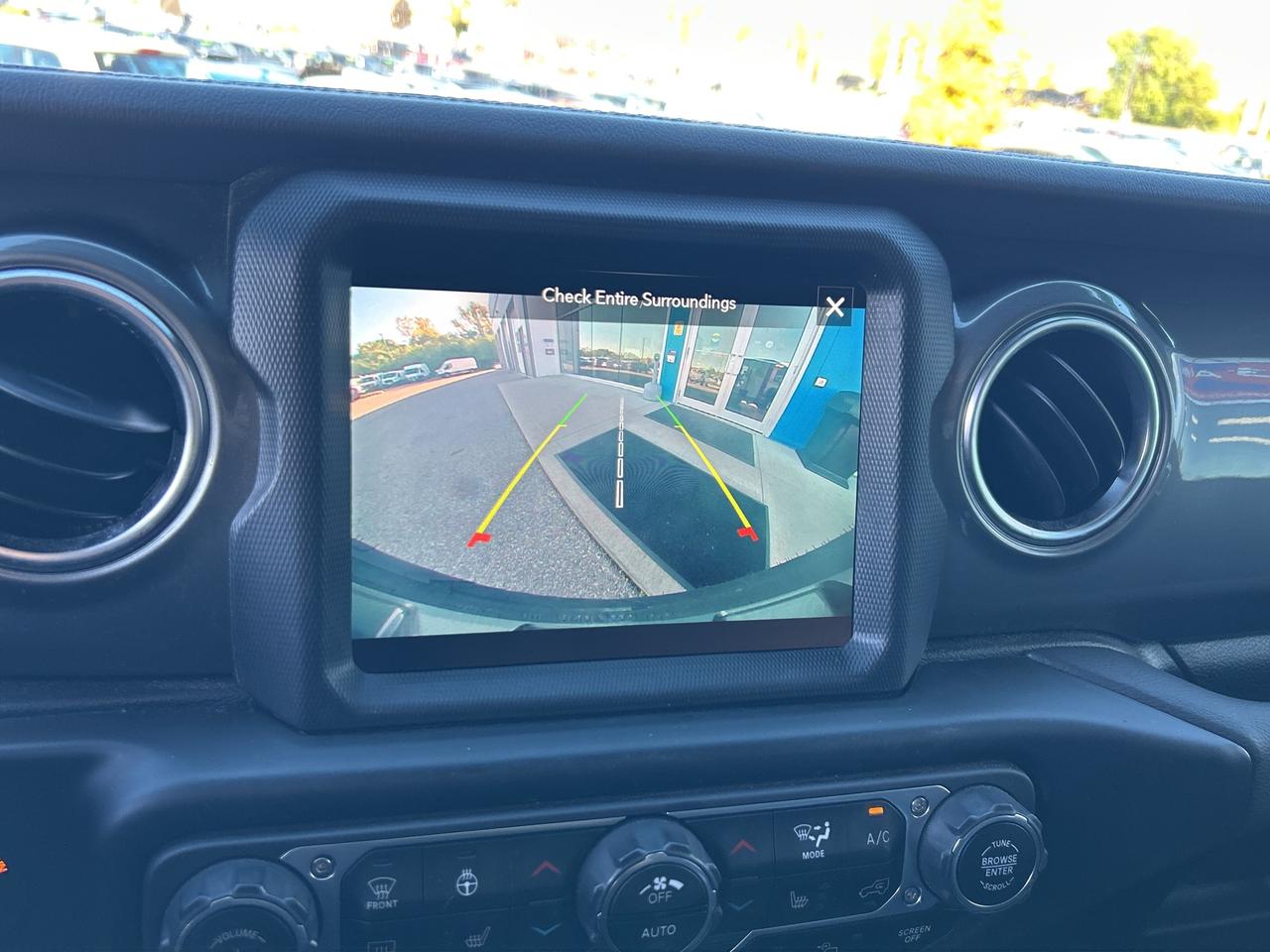 2021 Jeep Wrangler 3.6L Unlimited Sahara   NAV   Clean Carfax Photo