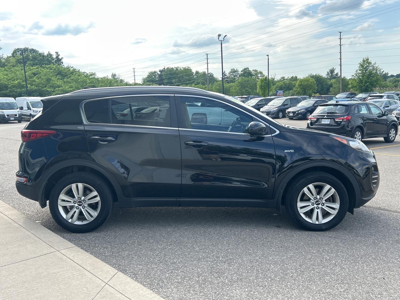 2017 Kia Sportage LX  Clean Carfax Photo