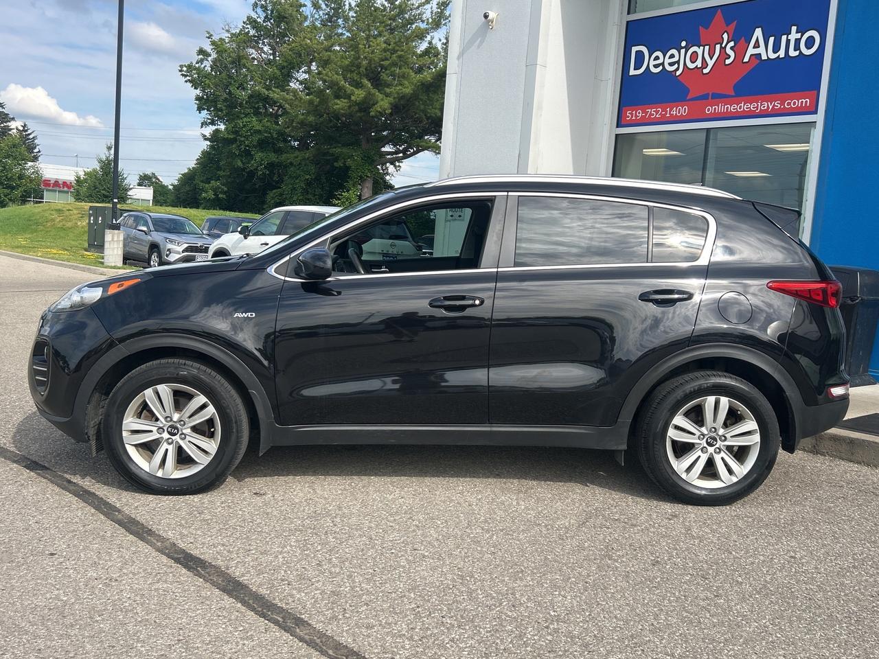 2017 Kia Sportage LX  Clean Carfax Photo