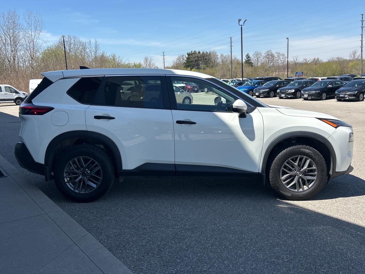 2022 Nissan Rogue S Safety Suite   Push Start   Clean Carfax Photo2