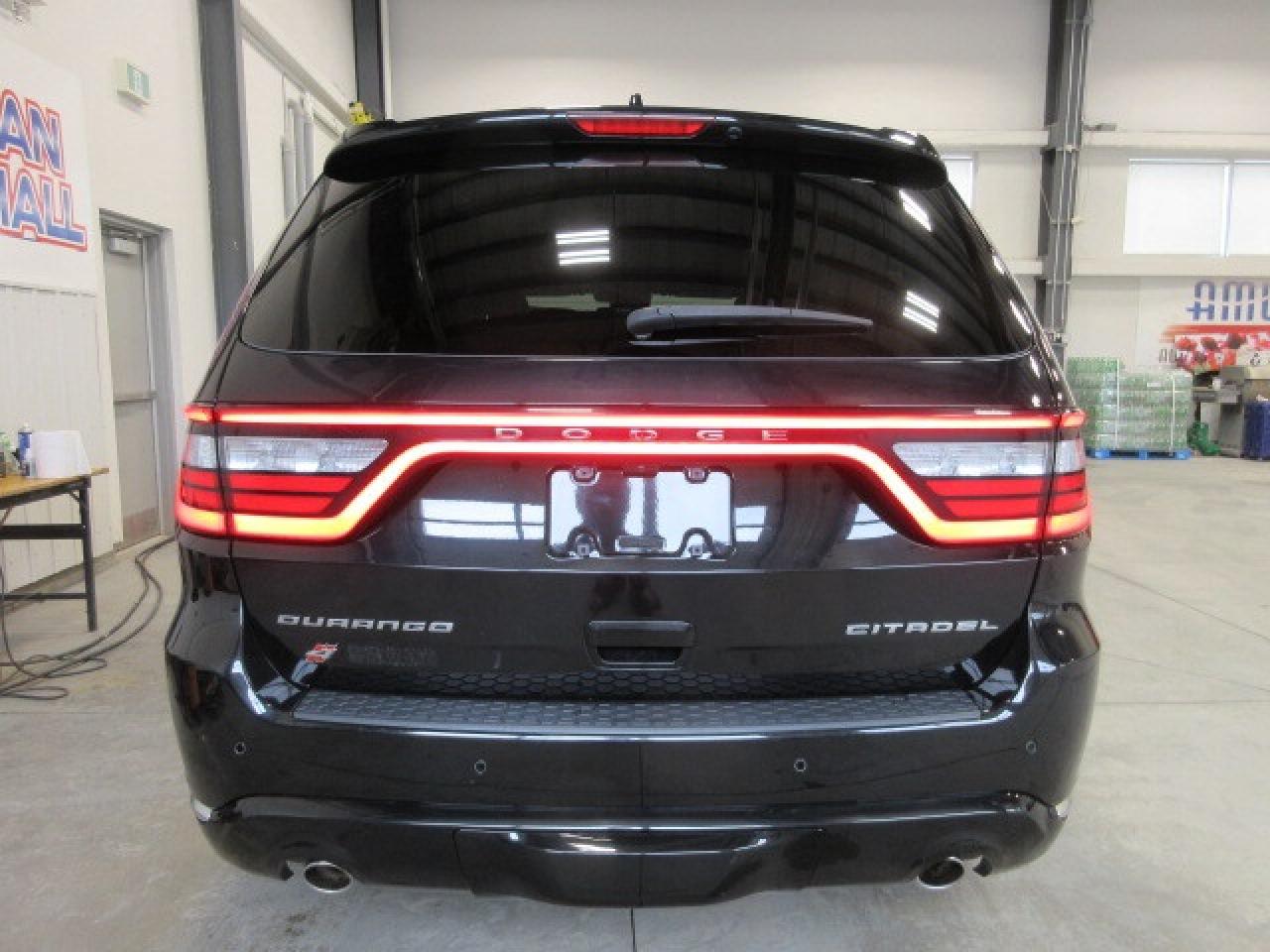 2020 Dodge Durango CITADEL PLATINUM AWD, NAV, ROOF, LEATHER, 57K! Photo