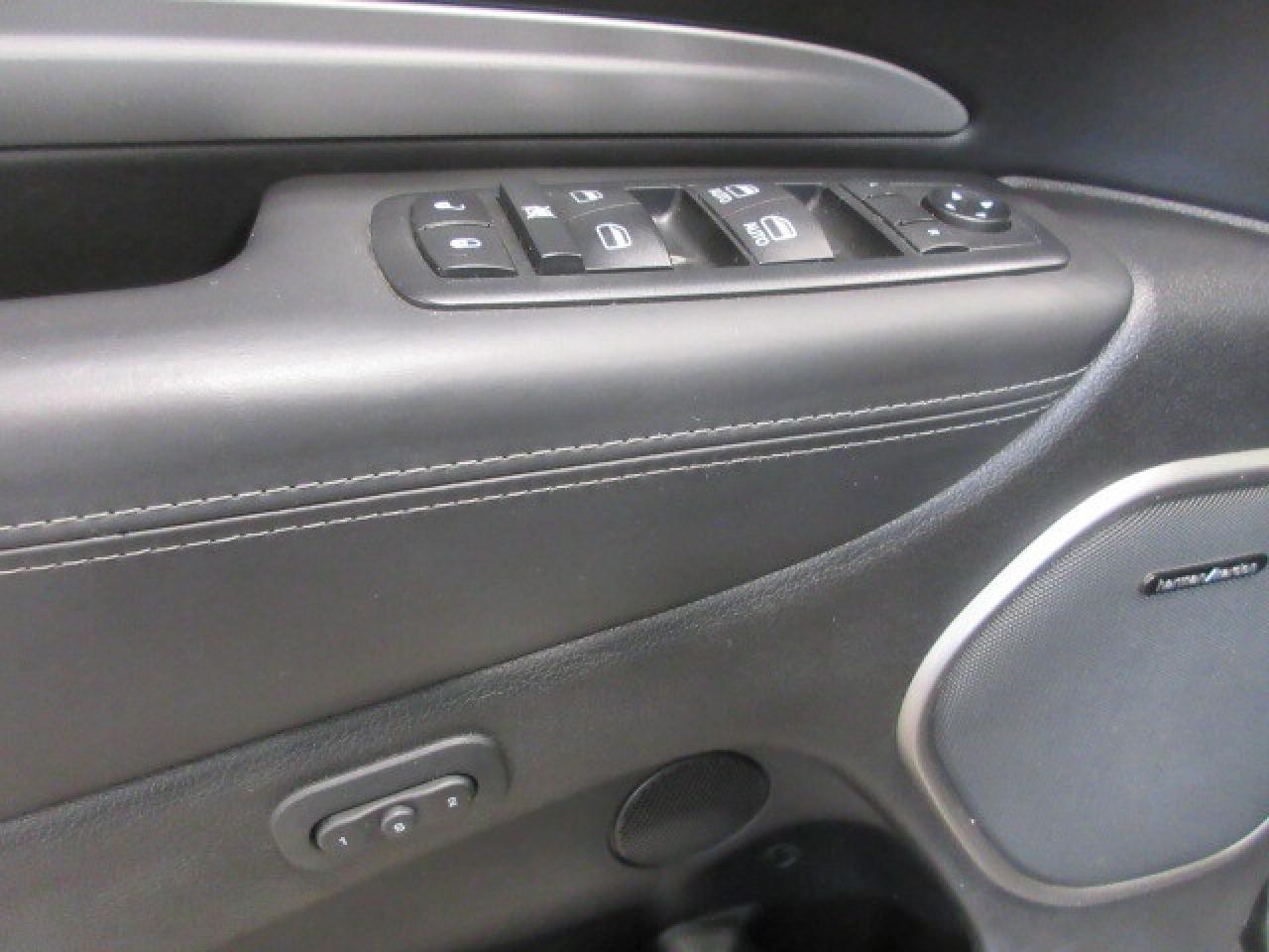 2020 Dodge Durango CITADEL PLATINUM AWD, NAV, ROOF, LEATHER, 57K! Photo