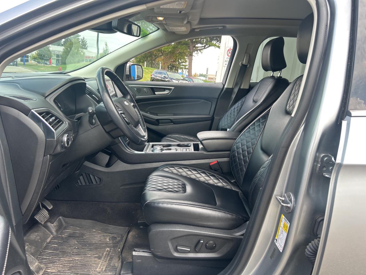 2023 Ford Edge Titanium   Panoramic Roof   Leather   Clean Carfax Photo