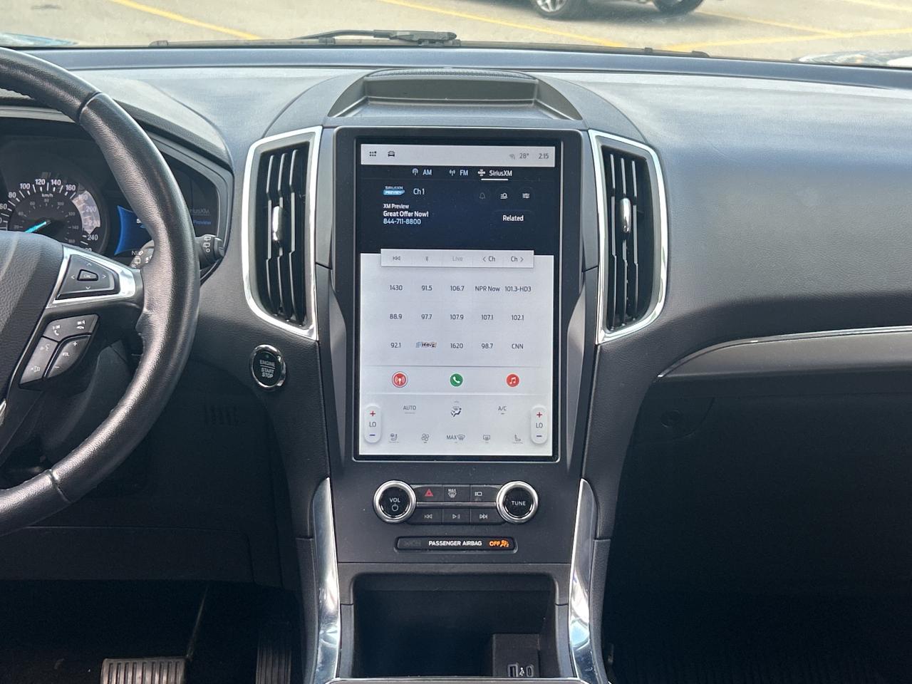 2023 Ford Edge Titanium   Panoramic Roof   Leather   Clean Carfax Photo