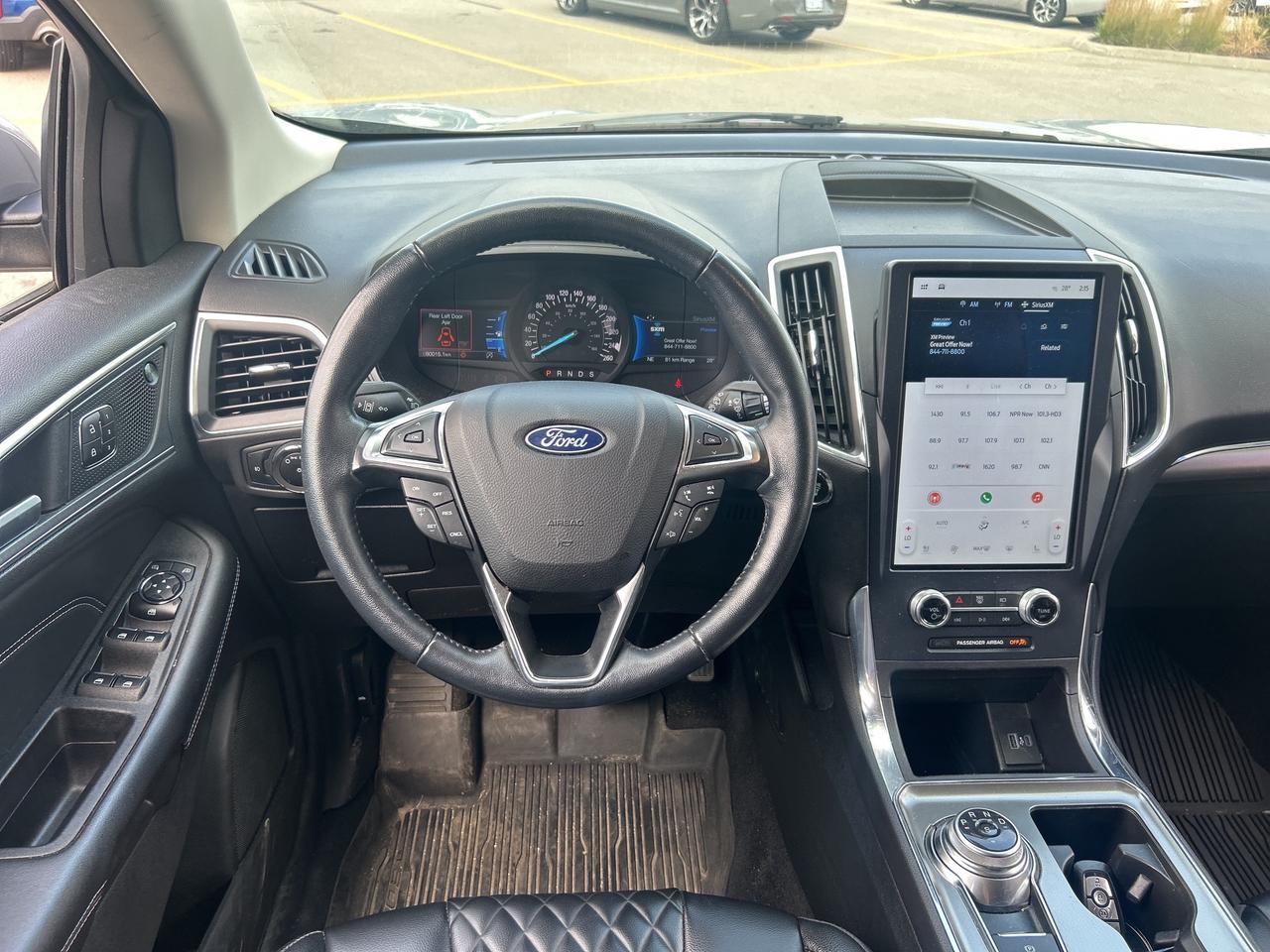 2023 Ford Edge Titanium   Panoramic Roof   Leather   Clean Carfax Photo